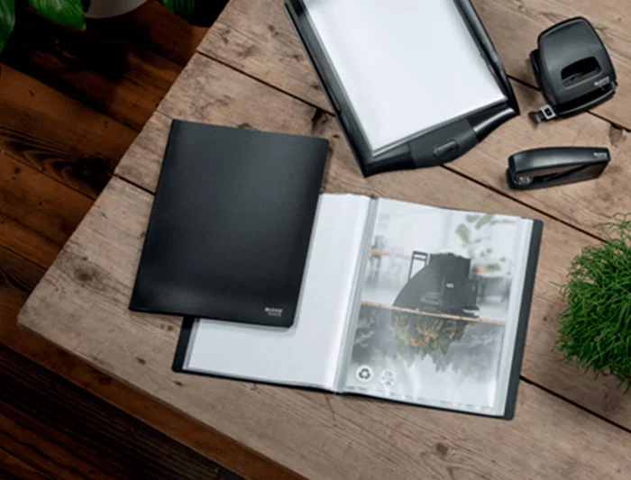 Leitz Carpeta Recycle Escaparate DIN A4 20 Fundas Polipropileno Negro 90% Reciclado Leitz Carpeta Recycle Escaparate DIN A4 20 Fundas Polipropileno Negro 90% Reciclado