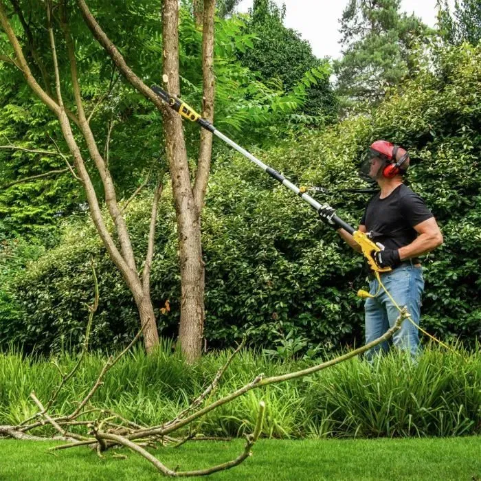 Powerplus Motosierra Telescópica 2 en 1 Eléctrica POWXG1033 900W Guía 300mm