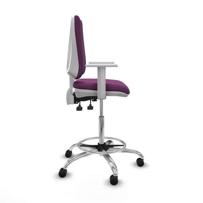 PIQUERAS Y CRESPO Taburete Elche blanco AS con tapizado morado y base cromada PIQUERAS Y CRESPO Taburete Elche blanco AS con tapizado morado y base cromada