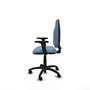 Silla de oficina Algarra con mecanismo Contacto permanente básico tapizada con Tela color Azul cielo. Equipada con Base poliamida negra, Brazos 2D y Ruedas de nailon 50 mm