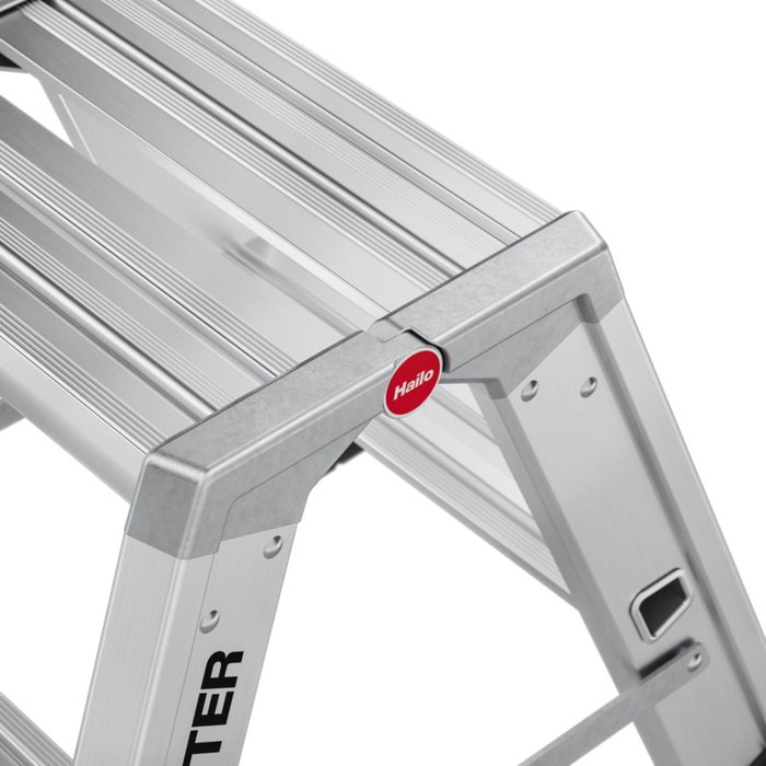 Hailo Master D80 Escalera de tijera de doble cara plegable 2 x 2 pasos Hailo Master D80 Escalera de tijera de doble cara plegable 2 x 2 pasos