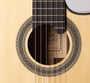Admira Lola Serie Flamenco Guitarra Clásica Electrificada Cutaway Fishman
