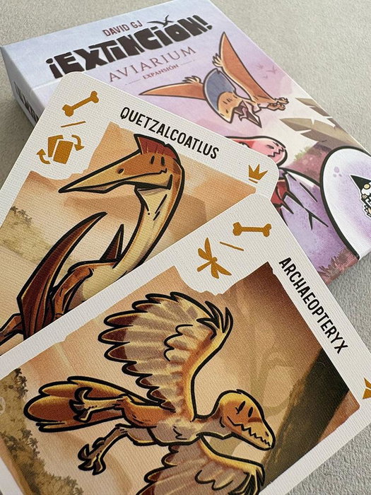 Tranjis Games Expansión Extinción: Avarium - Expansión de Juego de Mesa con Dinosaurios y Pterosaurios, para 2-6 Jugadores, Edad 8+, Español e Inglés