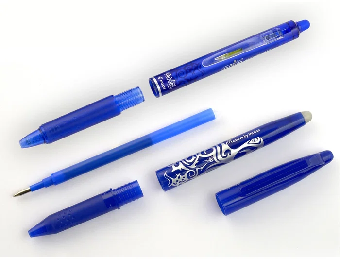 Pilot Frixion Ball Recambio Bolígrafo Azul Caja de 3 Unidades 0.7mm
