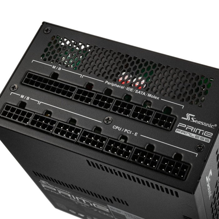 Seasonic PRIME Fanless TX 700W Negro, Totalmente Modular, 80 PLUS Titanium