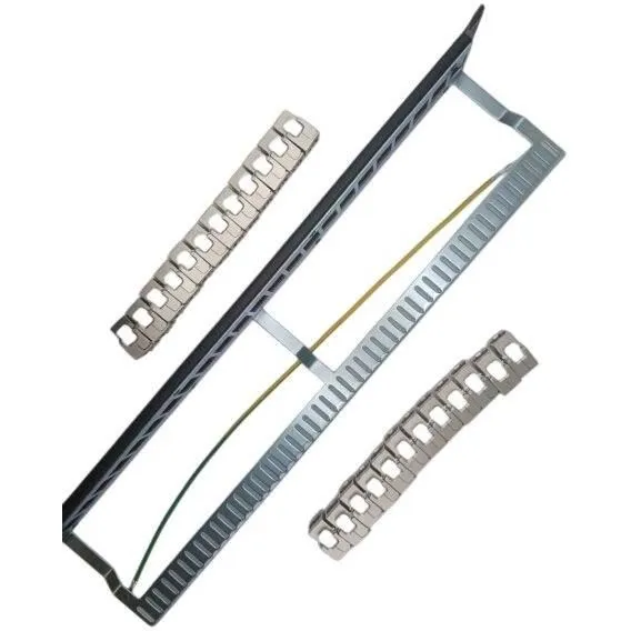 Lineaire Panel de conexión de 24 puertos + 24 conectores RJ45 Cat.6a Keystone KIT5024AS Blindado