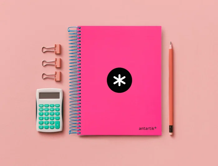 Antartik Cuaderno espiral A5 micro 120h 100 gr horizontal 5 bandas 6 taladros color rosa