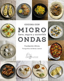 LAROUSSE - Cocina con microondas. Sana, segura y sostenible