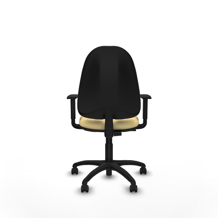 Silla de oficina Algarra con mecanismo Contacto permanente básico tapizada con Similpiel color Crema. Equipada con Base poliamida negra, Brazos 1D y Ruedas de parqué