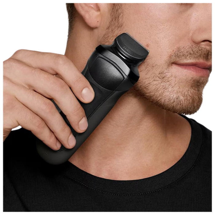 Braun Series 3 300 BT Negra con Recortador de Barba Braun Series 3 300 BT Negra con Recortador de Barba