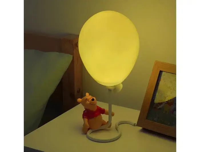 Wondee Lampara LED Disney Winnie the Pooh con Globo Cambiante de Colores, Forma 36 cm