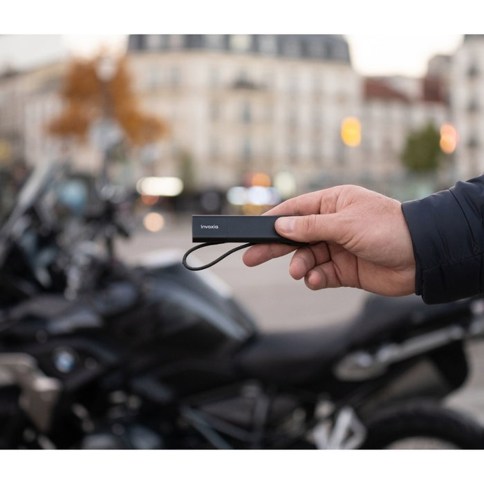 Invoxia GPS Tracker Pro con suscripción anual Invoxia GPS Tracker Pro con suscripción anual