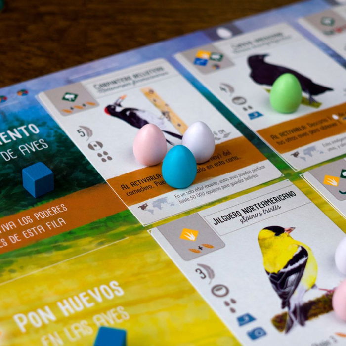 Devir Wingspan - Juego de Mesa Estratégico y Familiar de Aves, 1-5 Jugadores, a Partir de 10 Años, Duración 40-70 Min, Edición en Español