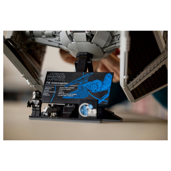 LEGO Star Wars TIE Interceptor 75382 Juego de Construcción 1931 Piezas - Nave Espacial