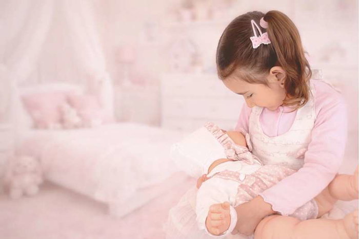 Berjuan Bebé Glotón Niña de 50 cm