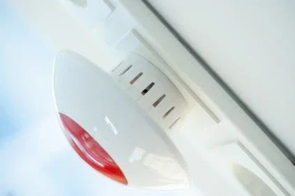 Ednet 84295 Sensor Multifunción para Hogar Inteligente, Detector de Movimiento, Frecuencia 433 MHz, 110 dBm, Color Rojo y Blanco, Alimentación AC 230 V