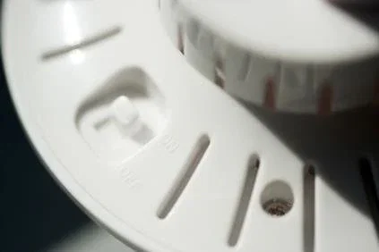 Ednet 84295 Sensor Multifunción para Hogar Inteligente, Detector de Movimiento, Frecuencia 433 MHz, 110 dBm, Color Rojo y Blanco, Alimentación AC 230 V