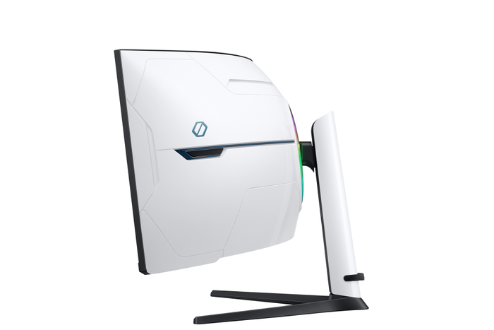 Samsung G95NC Monitor 57 pulgadas Dual UHD 7680x2160 LED Curvo 240Hz 1ms Negro y Blanco