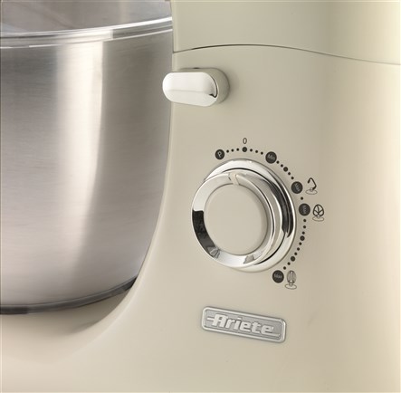 Ariete 1588/03 Robot de Cocina Vintage Beige con Bol de Acero Inoxidable y 10 Velocidades