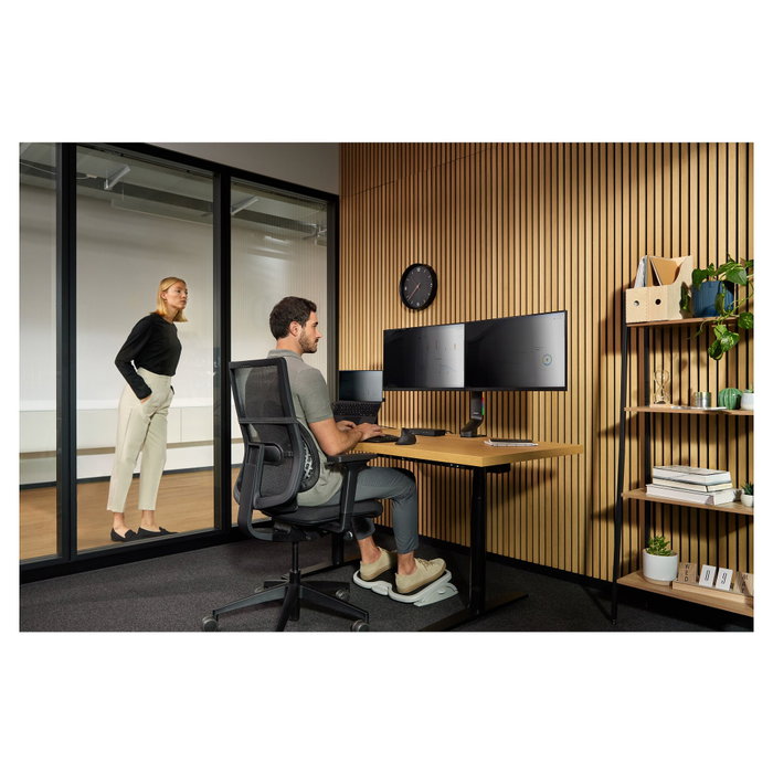 Kensington SoleMate Memory Foam Tilt Adj. Kensington SoleMate Memory Foam Tilt Adj.
