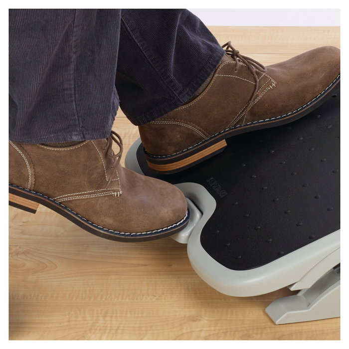 Kensington SoleMate Memory Foam Tilt Adj. Kensington SoleMate Memory Foam Tilt Adj.