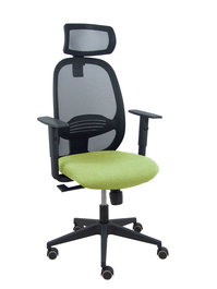 Silla de oficina Cilanco con mecanismo Sincro tapizada con Tela color Verde oliva y malla color Negro. Equipada con lumbar 1D, Brazos 1D, Cabecero 2D y Ruedas de parqué