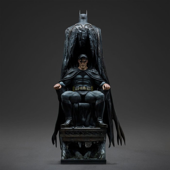 Iron Studios DC Comics Estatua Legacy Replica 1/4 Batman and Bruce Wayne Iron Studios DC Comics Estatua Legacy Replica 1/4 Batman and Bruce Wayne