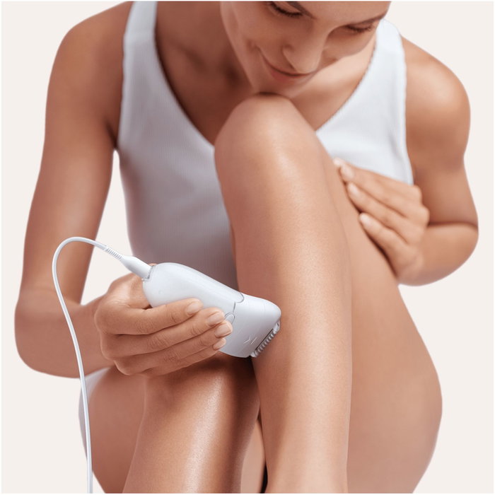 Braun Silk-épil 5 5-825 Power Epilador Eléctrico con 28 Pinzas MicroGrip, Blanco y Púrpura
