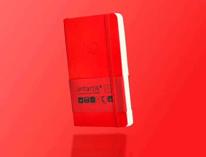 Antartik Cuaderno A6 Tapa Blanda Cuadriculado Rojo 100 Hojas 80gr FSC Antartik Notes
