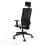 Silla de oficina Horna con mecanismo Sincro/Traslack tapizada con Tela color Gris claro y malla color Negro. Equipada con lumbar 1D, Brazos 1D, Cabecero Fijo y Ruedas 65 mm parqué