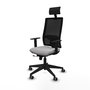 Silla de oficina Horna con mecanismo Sincro/Traslack tapizada con Tela color Gris claro y malla color Negro. Equipada con lumbar 1D, Brazos 1D, Cabecero Fijo y Ruedas 65 mm parqué