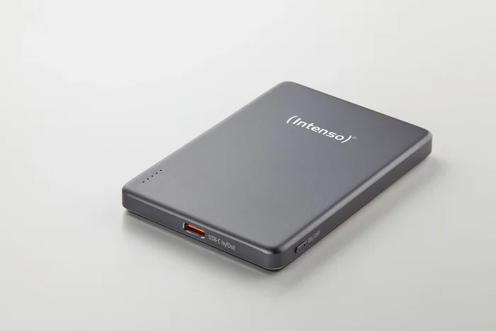 Intenso MW5000 Batería Externa Power Bank 5000 mAh Magsafe, Carga Inalámbrica 15W, USB-C PD 20W, Carga Rápida PPS, Delgada Compacta, Color Gris