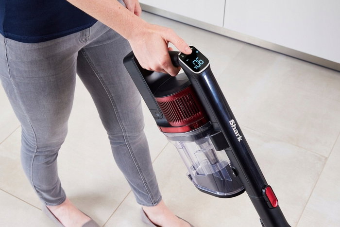 SharkNinja Shark DuoClean PowerFins IZ300EUT Negro y Rojo