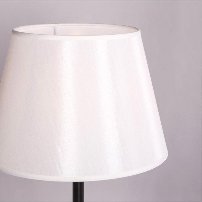 Lámpara de Mesa Ibb SKD-T1015