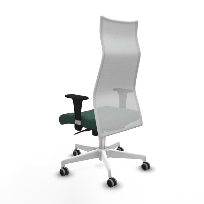 Sillón Albacete con mecanismo Sincro tapizada con Tela color Verde botella y malla color Blanco. Equipado con Base poliamida blanca, Brazos 1D y Ruedas 65 mm parqué