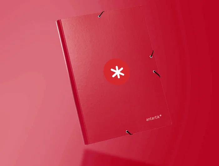 Antartik Carpeta con Gomas Tres Solapas A4 Cartón Forrado Color Frambuesa