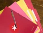 Antartik Carpeta con Gomas Tres Solapas A4 Cartón Forrado Color Frambuesa