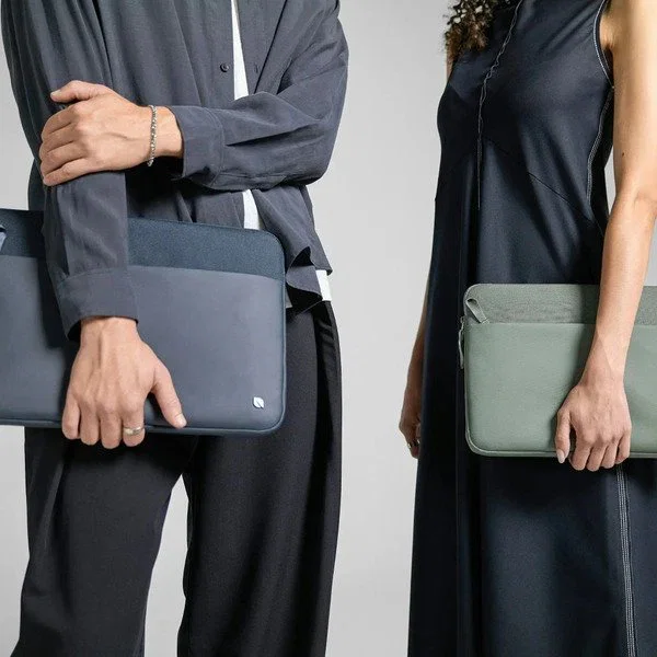 Incase INCO400717-NVY Maletín para Portátil 14" (35,6 cm) Fabricado con Poliéster Reciclado, Compartimento Oculto para AirTag, Crema...