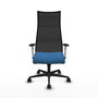 Sillón Albacete con mecanismo Sincro tapizada con Similpiel color Azul claro y malla color Negro. Equipado con Base nailon negra, Brazos 1D y Ruedas 65mm nailon