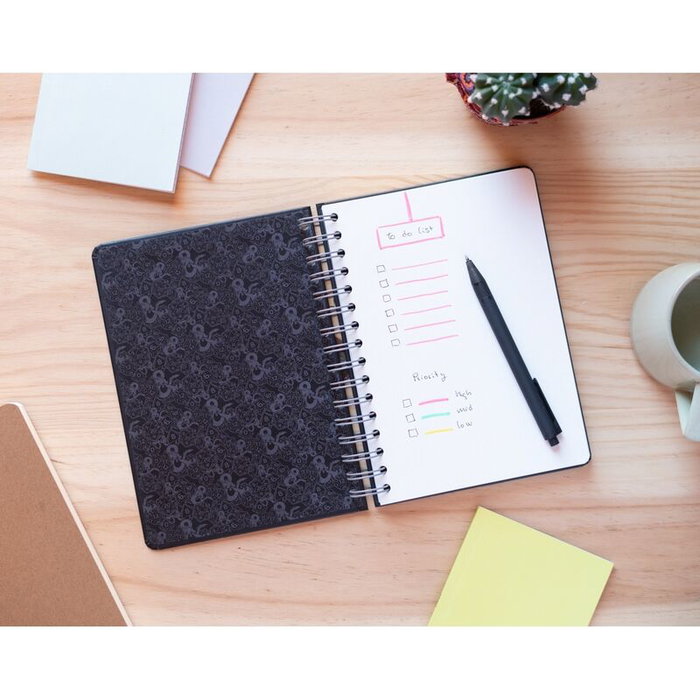 ERIK Cuaderno Dungeons & Dragons A5 Tapa Dura Wire-o 90 Hojas con Cierre Elástico y Bolsillo Interior Esquinas Redondeadas