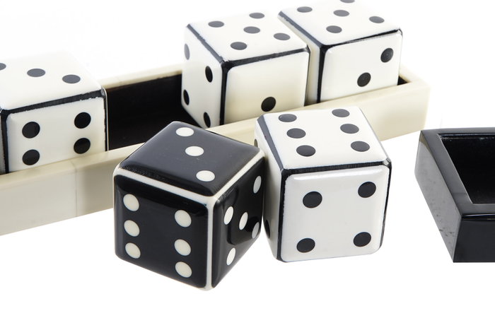 DKD Home Decor Juego de Mesa de Hueso con Dados (Surtido)