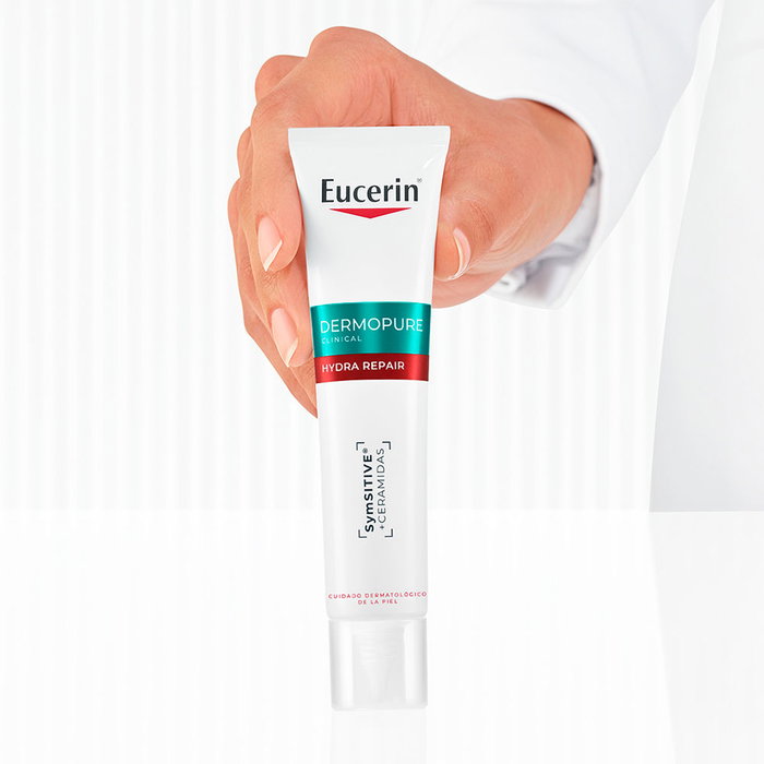 Eucerin DERMOPURE CLINICAL HYDRA REPAIR Crema Reparadora y Calmante 40 ml Eucerin DERMOPURE CLINICAL HYDRA REPAIR Crema Reparadora y Calmante 40 ml