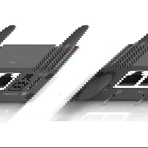 Ubiquiti UniFi UMR-Ultra Router Móvil 4G LTE con WiFi 2.4GHz, 2 Puertos Ethernet, USB-C, para Instalación en Pared/DIN Ubiquiti UniFi UMR-Ultra Router Móvil 4G LTE con WiFi 2.4GHz, 2 Puertos Ethernet, USB-C, para Instalación en Pared/DIN
