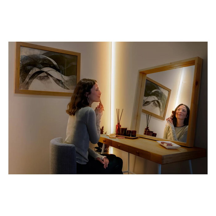 Philips Hue OmniGlow Tira de Luces Gradient, 5m, Bluetooth/Zigbee, Cambia de Color, 4500 lm, Compatible con Alexa, Google Assistant y Apple HomeKit