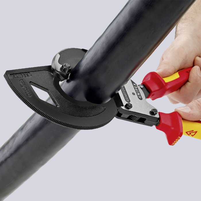 Knipex Cortacables 95 36 320 con principio de trinquete