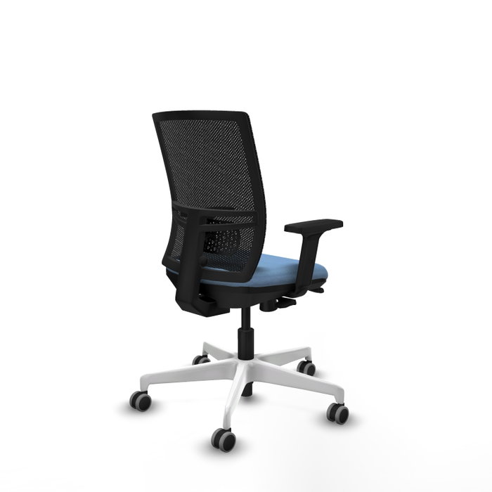 PIQUERAS Y CRESPO Silla de oficina Yunquera con mecanismo Sincro/Traslack Azul cielo PIQUERAS Y CRESPO Silla de oficina Yunquera con mecanismo Sincro/Traslack Azul cielo