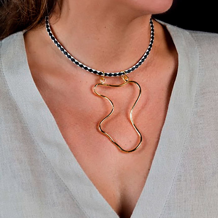 Shabama Malawi Collar de Colección África #oro brillo - Collar de Cuero Italiano Trenzado con Colgante Lago Ajustable, 38 + 5 cm Shabama Malawi Collar de Colección África #oro brillo - Collar de Cuero Italiano Trenzado con Colgante Lago Ajustable, 38 + 5 cm