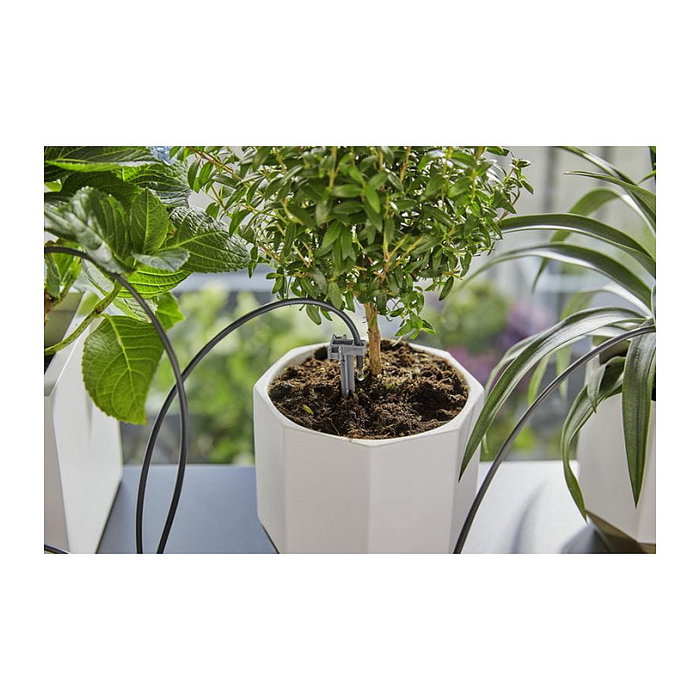 GARDENA 13366-20 Sistema de Riego por Goteo 36 Goteros, Regulador de Presión, Incluye Tope Manguera 30 m, Negro GARDENA 13366-20 Sistema de Riego por Goteo 36 Goteros, Regulador de Presión, Incluye Tope Manguera 30 m, Negro