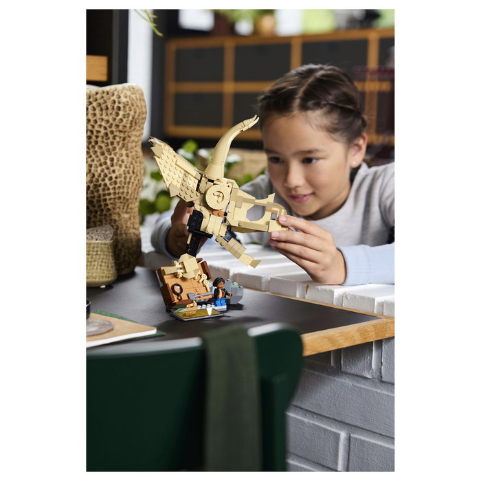 LEGO Jurassic World Fósiles de Dinosaurio: Cráneo de Triceratops 76969 LEGO Jurassic World Fósiles de Dinosaurio: Cráneo de Triceratops 76969