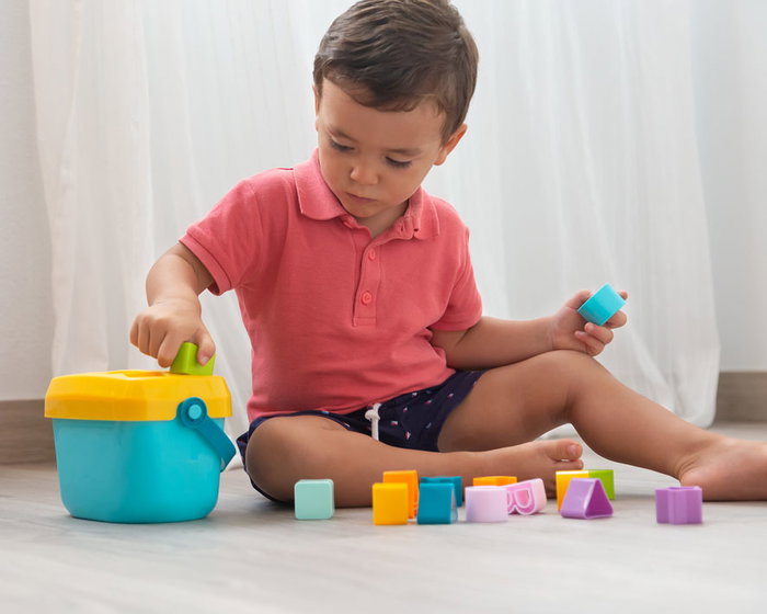 KioKids Cubo Juguete con Formas Encajables Educativo para Aprender Letras y Formas Geométricas Multicolor +12 Meses